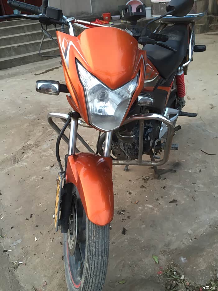 我的锋朗125小牌飘过