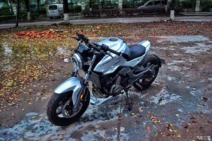 春风650nk改复古可好?