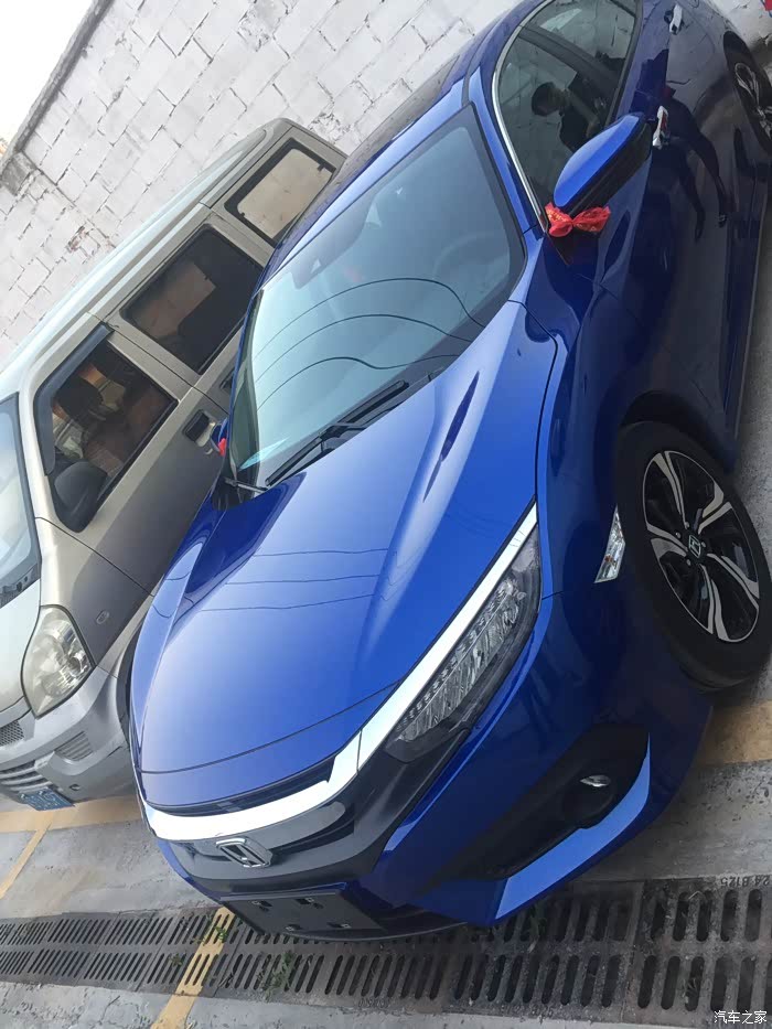 广州秒提思域15顶配炫动蓝