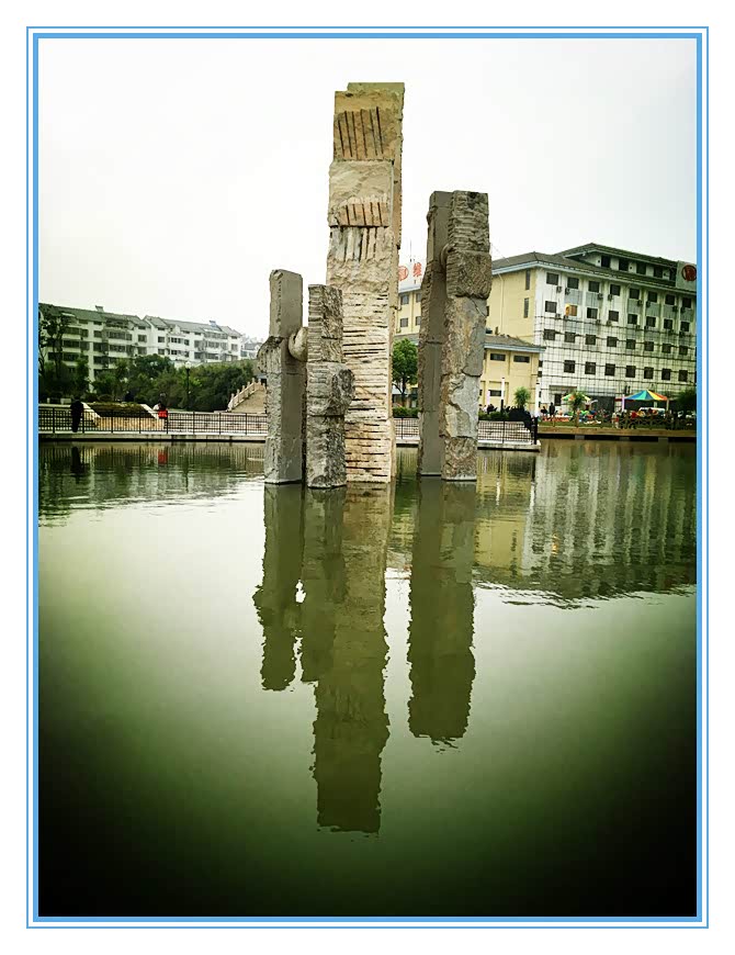 晶品之作苏州珍珠湖广场游玩