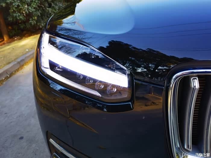 雷神之锤大灯特写