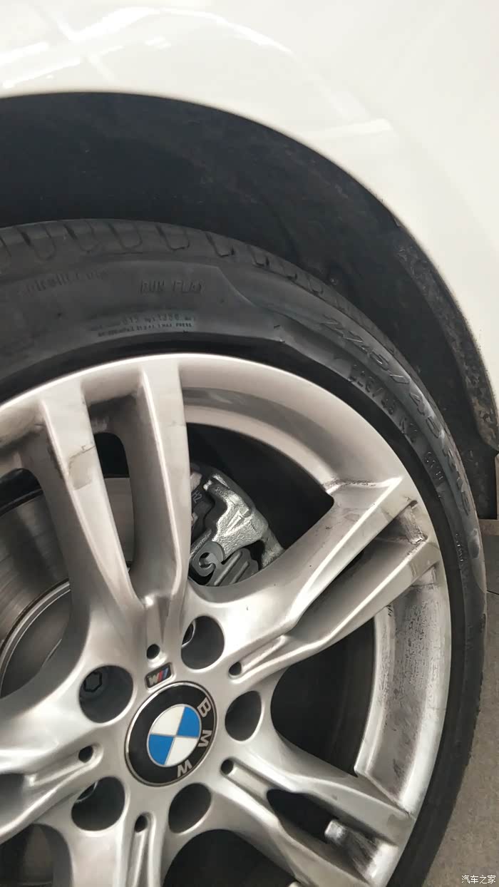 【图】轮胎鼓包了_宝马3系论坛_汽车之家论坛