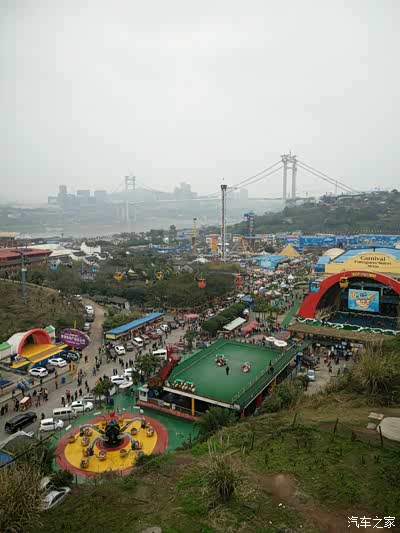 美心洋人街,很大的一个游乐场,适合带着女朋友,孩子出来玩耍