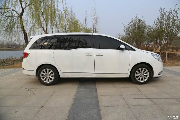 4二手事故大白 .