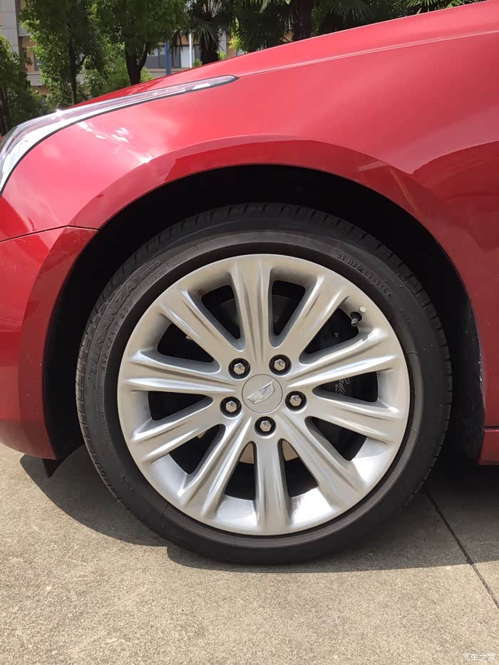 凯迪拉克atsl 28t 时尚红 提车作业