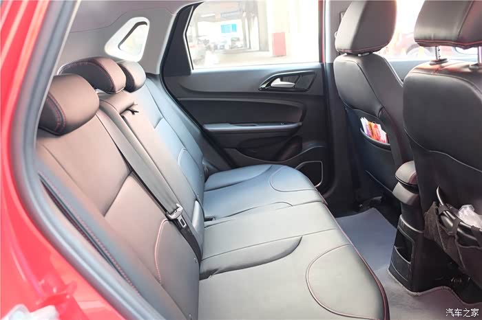 中华v3看车试驾过程,比想象当中的要好