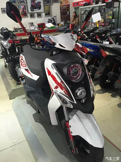 三阳sym 小钢侠 crox 踏板摩托车记