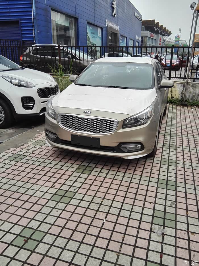 887 | 回复: 10 起亚k4论坛 k4的17款是不是没有阳光米了,典雅金是是