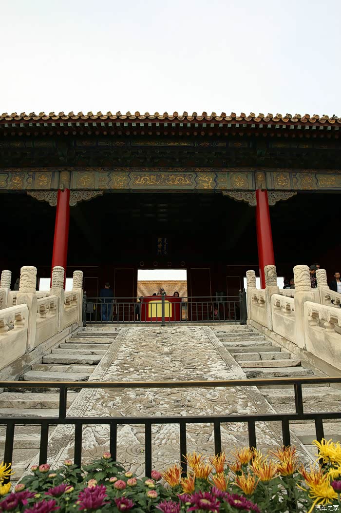 去故宫博物院乾清门广场拍摄开封菊花展