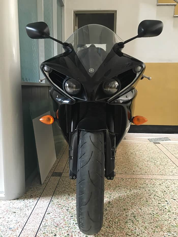 雅马哈r1 12年精品车.原装到每个螺丝!