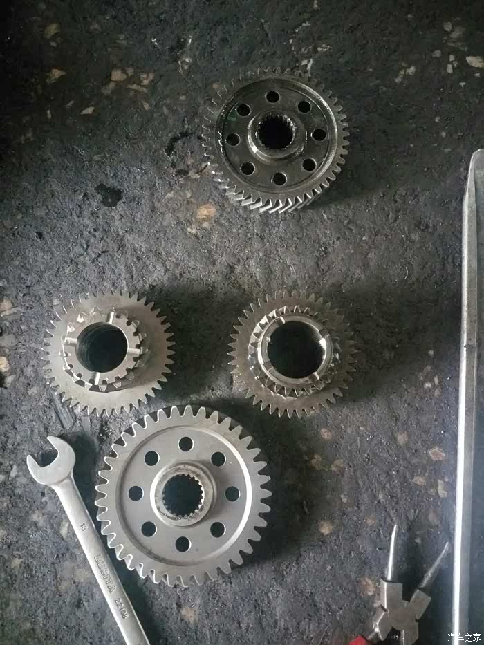 五菱宏光s1.5舒适型改超齿.