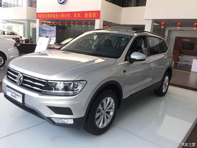 途观l四驱豪华版天漠金实车照片