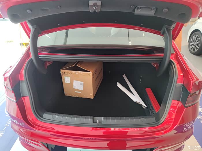 秦plusdmi实车到店看车随拍小记