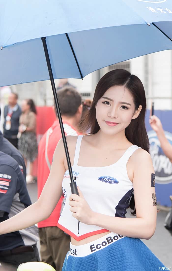 ctcc中国房车锦标赛贵阳站福特揽前三美女车模等你看