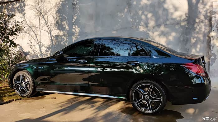 2021款奔驰c260l 星耀臻藏版 祖母绿 提车大半年记录