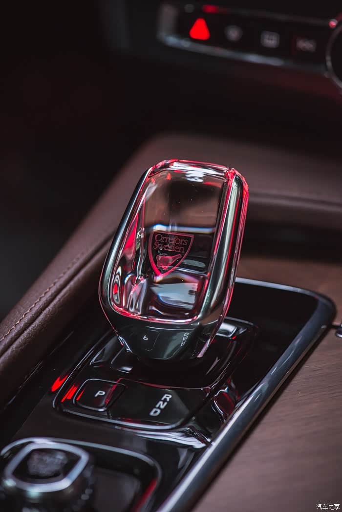 【图】小玖进化论(一)之年轻就是爱折腾(改水晶档杆)_沃尔沃s90论坛