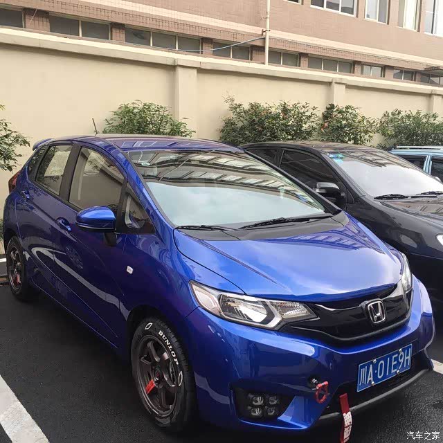 【图】各位我买了古铜色te37 要不要贴红色的._飞度论坛_汽车之家论坛