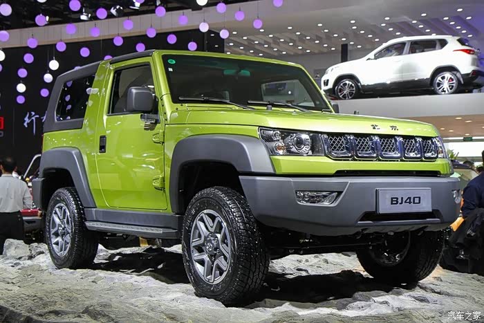 路上很少见的绿色bj40