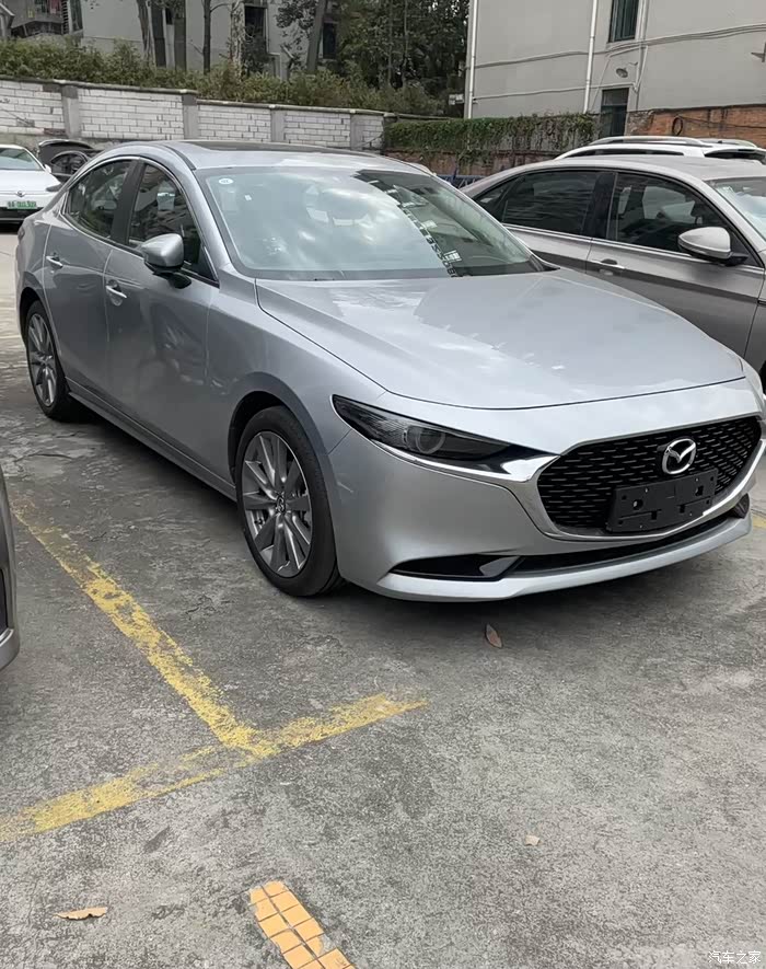 【图】有大神指导下幻影银能怎么改装好看吗_马自达3 昂克赛拉论坛