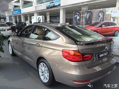 3系gt沙砾黄(香槟金)和冰河银那种颜色更好?