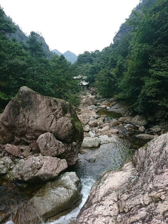 十月一号游玩浙江临安十门峡