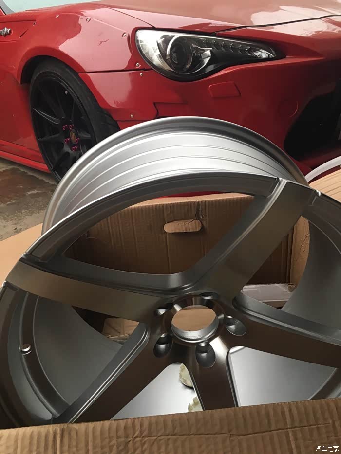 dk004 红色86也来抢个镜