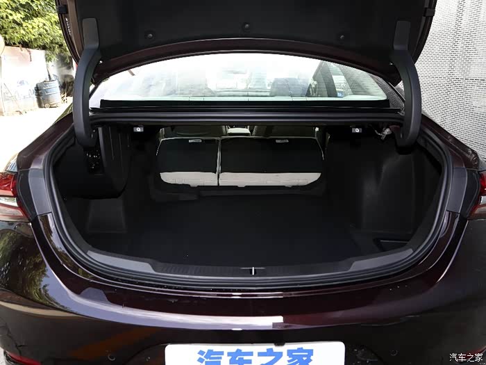 各位老铁,君越后备箱有能这么改吗?