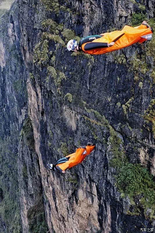 大山包国际翼装飞行人空飞行20多国家参加