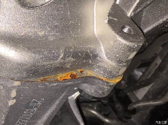 【图】发动机变速箱连接处生锈了_福克斯论坛_汽车之家论坛