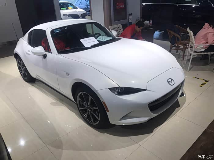 全国唯一一台新款硬顶mx5现车实图欣赏