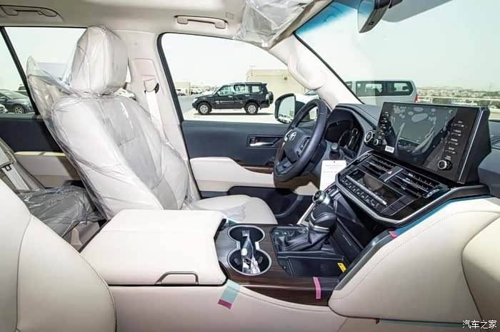 陆地巡洋舰lc300分享(中东版)