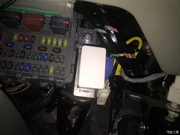 大神求图9代思域的obd在那个位置