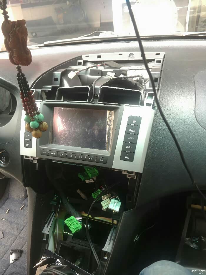 比亚迪s6改泰国伊布拉达竟赛级音响