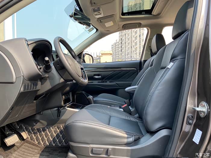 欧蓝德,移动的行李箱