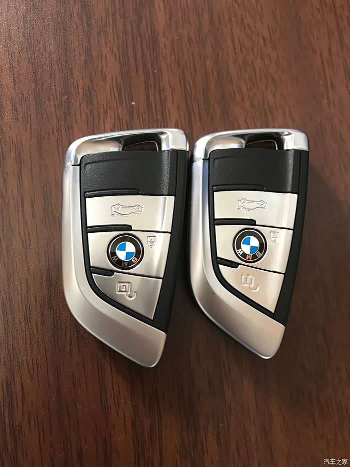 【多图】第二台蓝天白云梦,17款宝马x5提车作业!