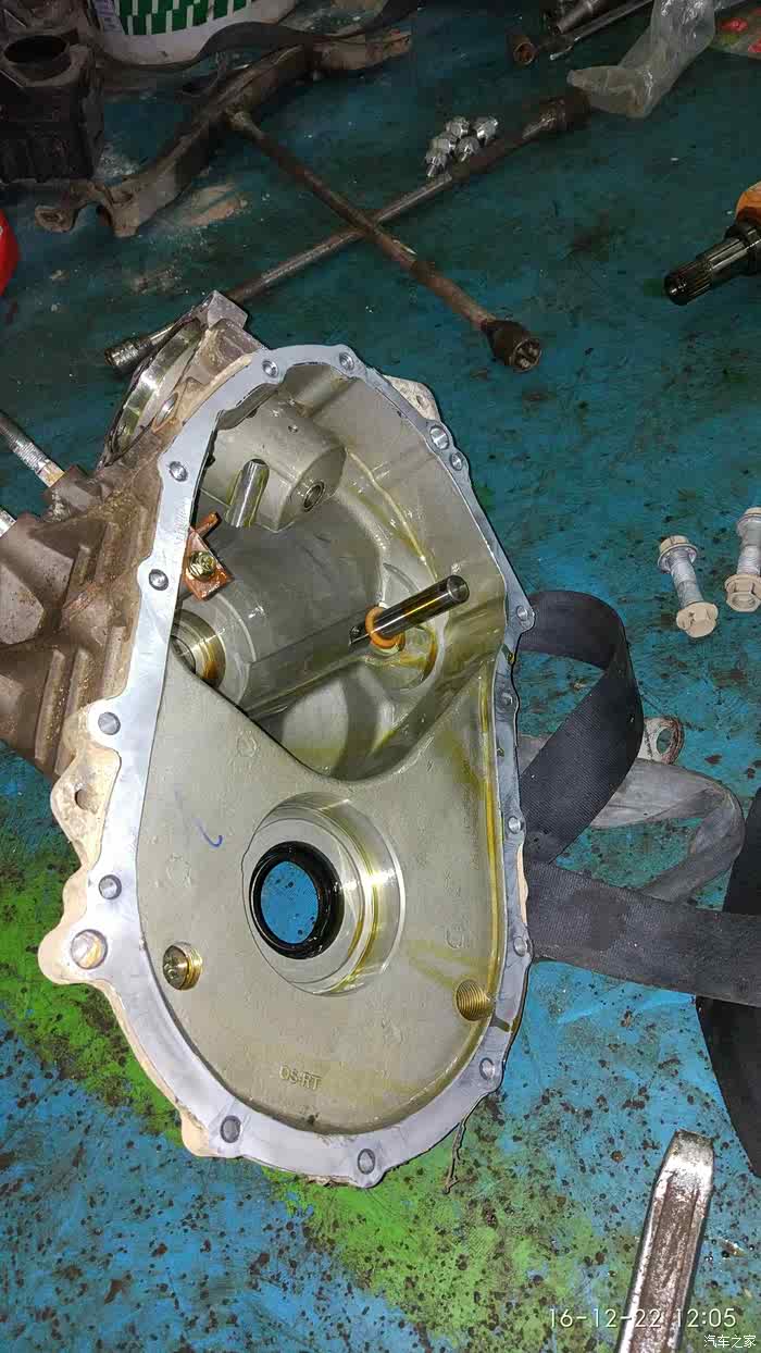 自己动手打造完美坐驾长安cs35更换变速箱五挡超速齿轮就在阳