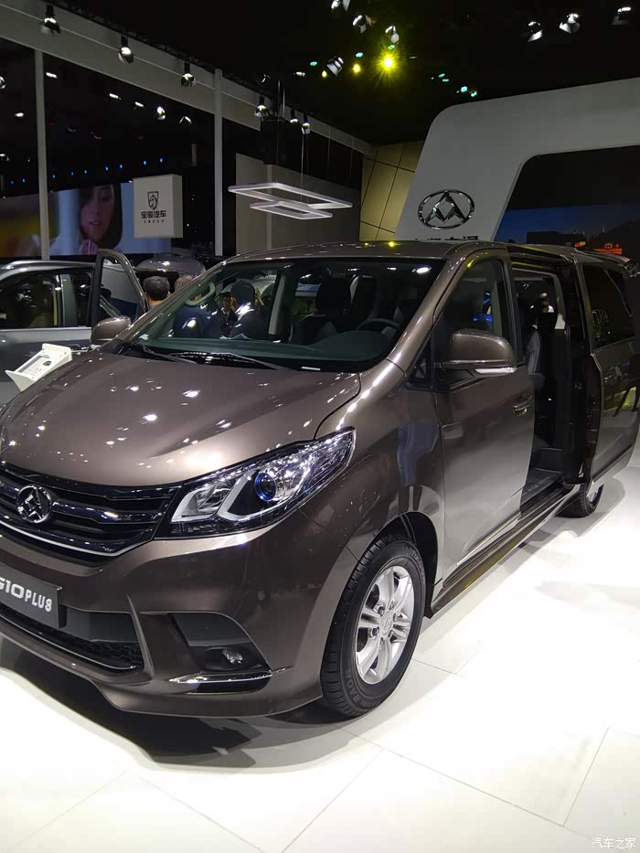 2017年度广州车展上汽大通专属之g10分享并奉上大片