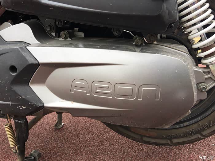 我的第二辆摩托车宏佳腾sl175