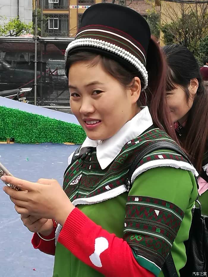 感受绿春哈尼族的长街宴