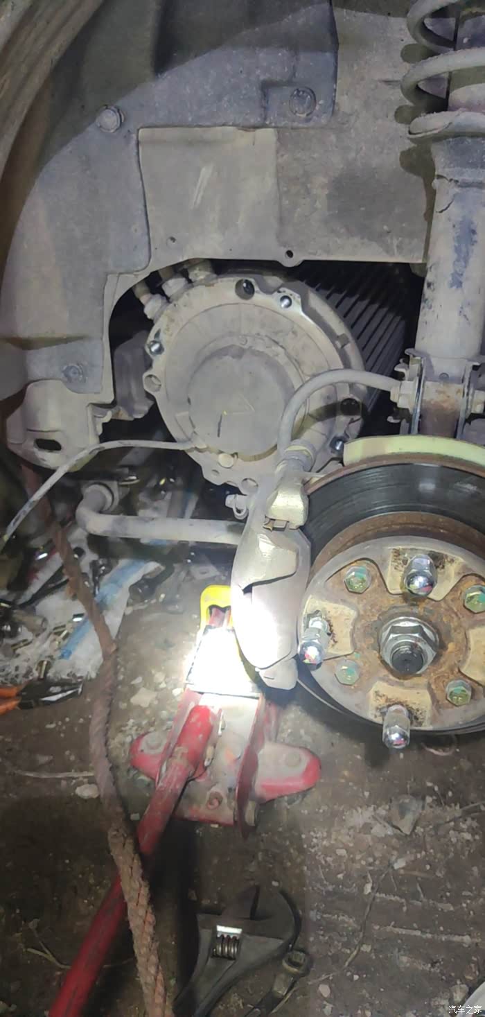 江铃e100a更换电机上的花键轴套