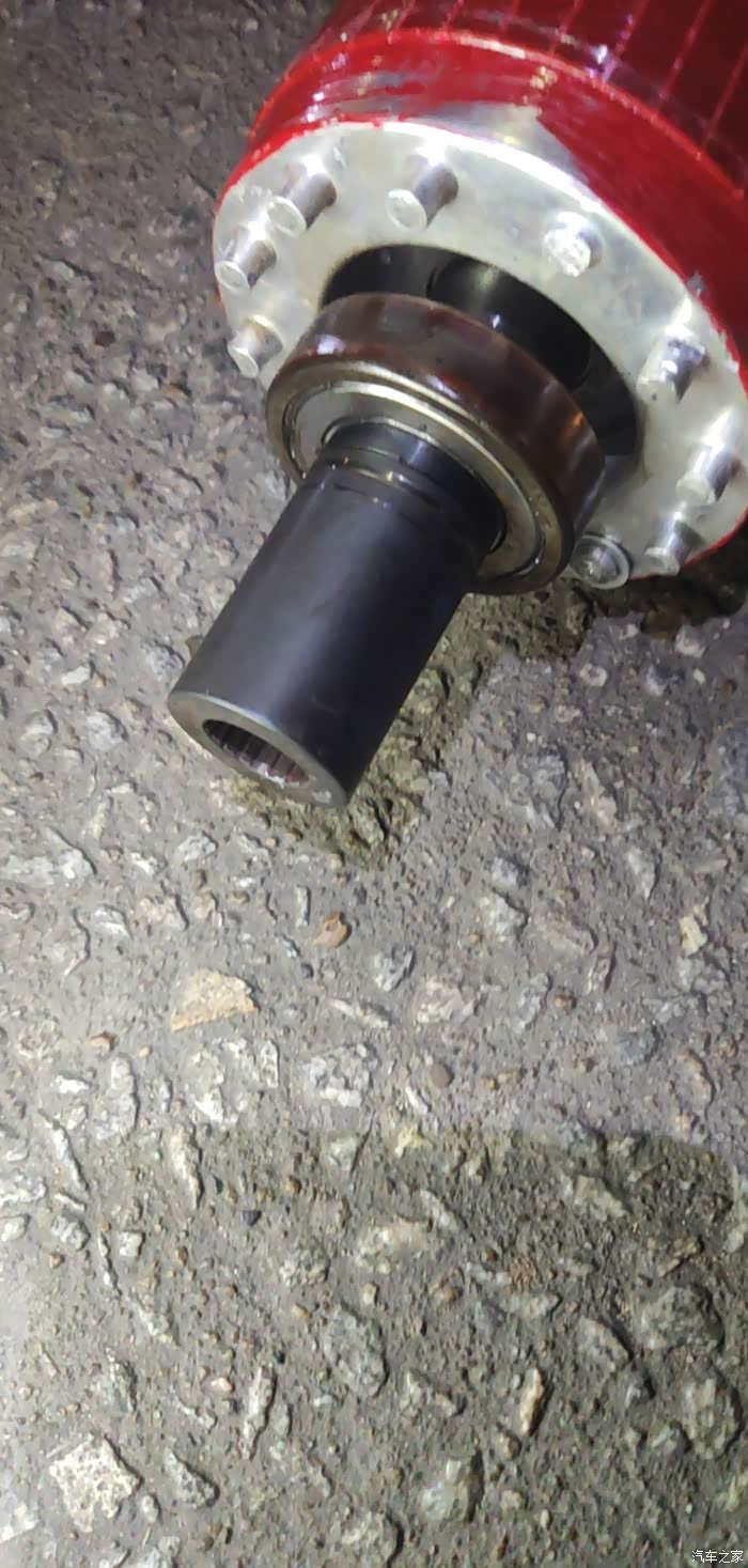 江铃e100a更换电机上的花键轴套