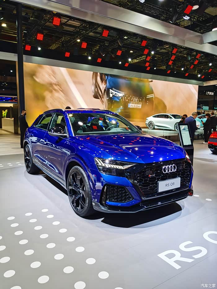 2021上海车展奥迪展台rs家族亮相早班车出发趁着人少多图奉上