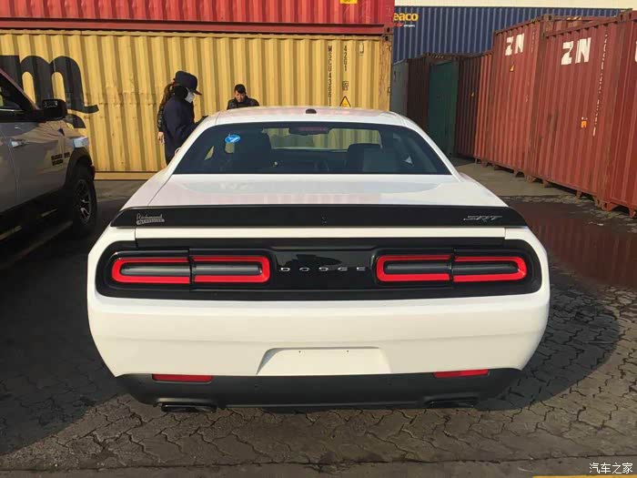 挑战者地狱猫随手拍