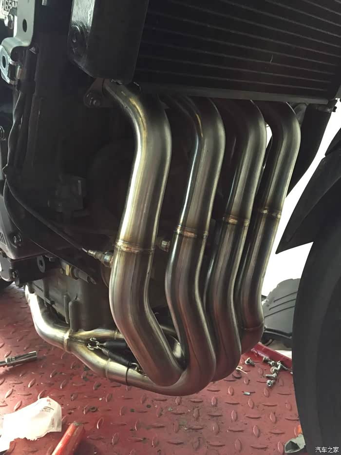 黄龙600改arrow箭牌排气全段,目前是前段,尾段声音(缺中段)