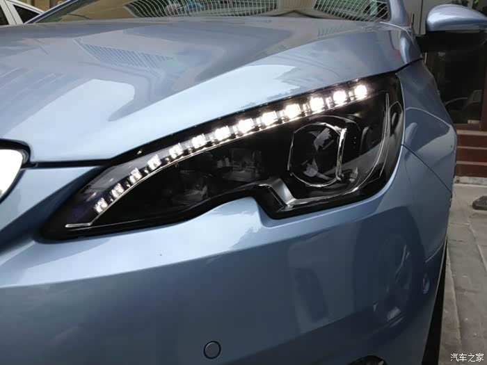 一眼就看中标致308s天窗提车啦