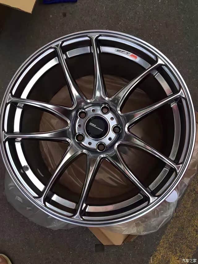 收正品kawami轮毂18寸银色