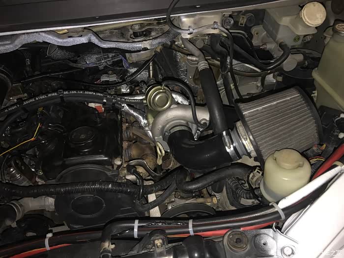 老菱智两点零上废气涡轮增压4g94