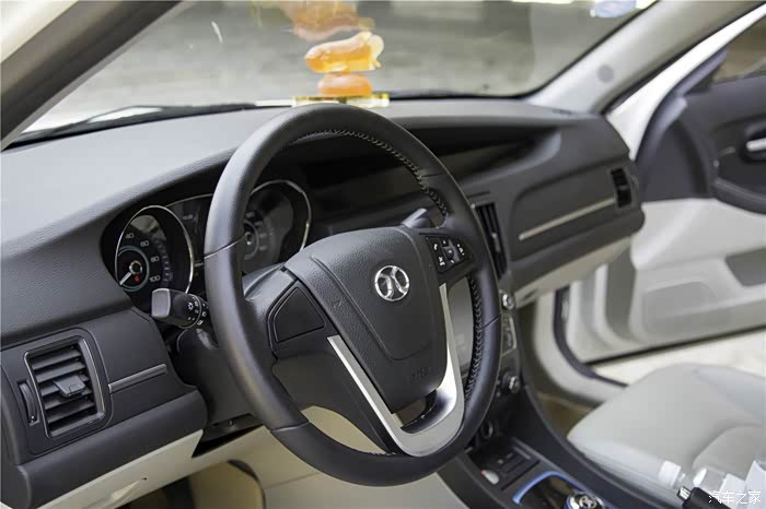 【图】迟到的eu260作业,购车提车经历分享 洗车装扮内饰_北汽新能源eu