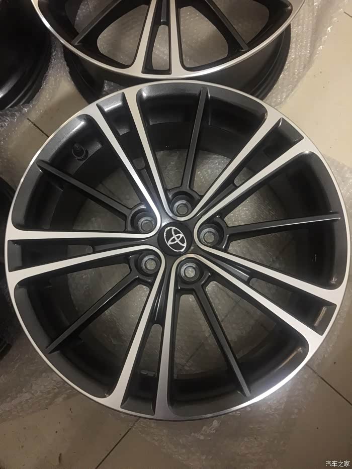 海外17寸丰田86原装轮毂 全新