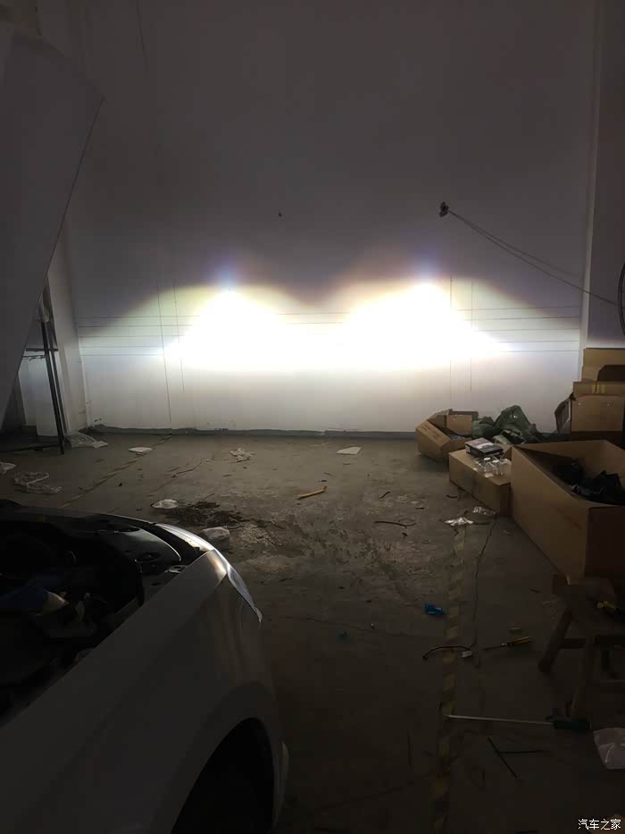 15速腾改海拉5透镜